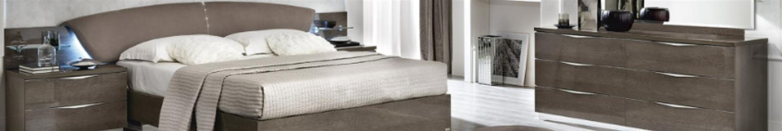 Italian / Modern Bedroom Furniture